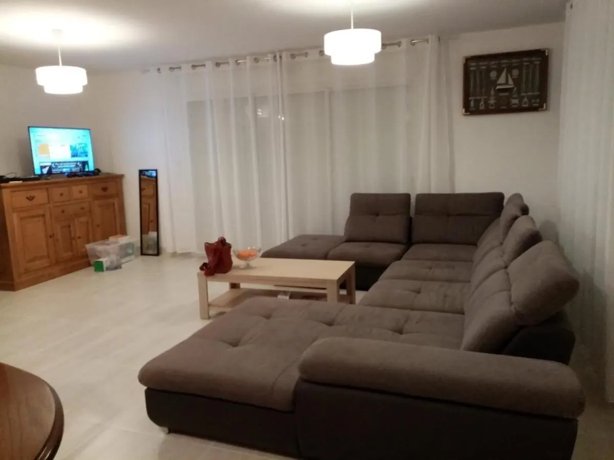 Location Maison A 400M De La Plage Penvins 0*,  Francia